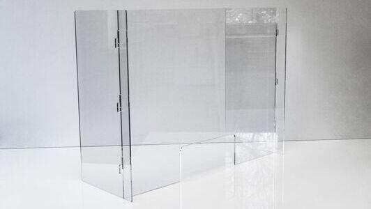 Plexisklová okna – ideální pro lékárny nebo obchody